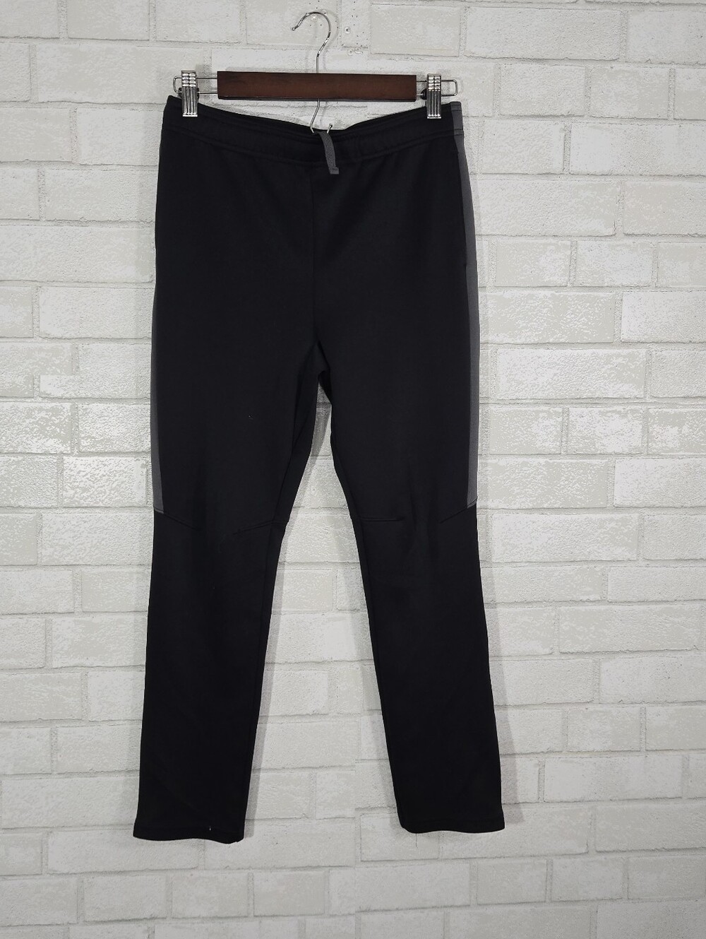 all in motion black athletic bottoms
